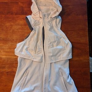 Lululemon vest with hood